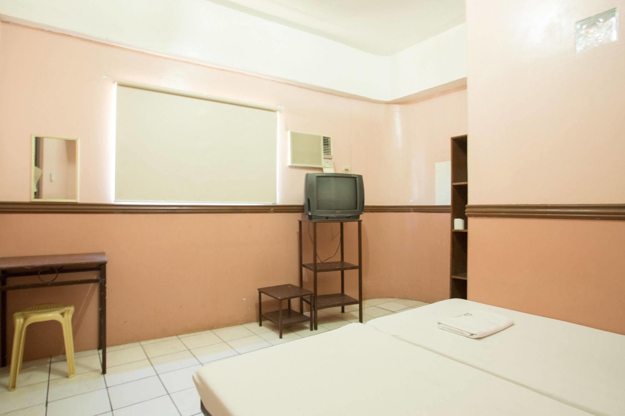 Gv Hotel - Masbate Masbate City Exteriér fotografie